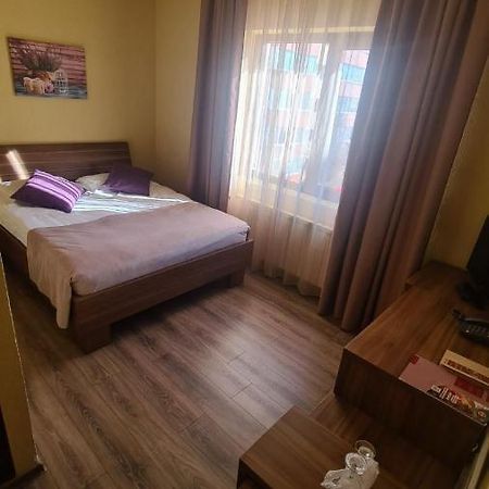 Hotel Gema Braszów Zewnętrze zdjęcie