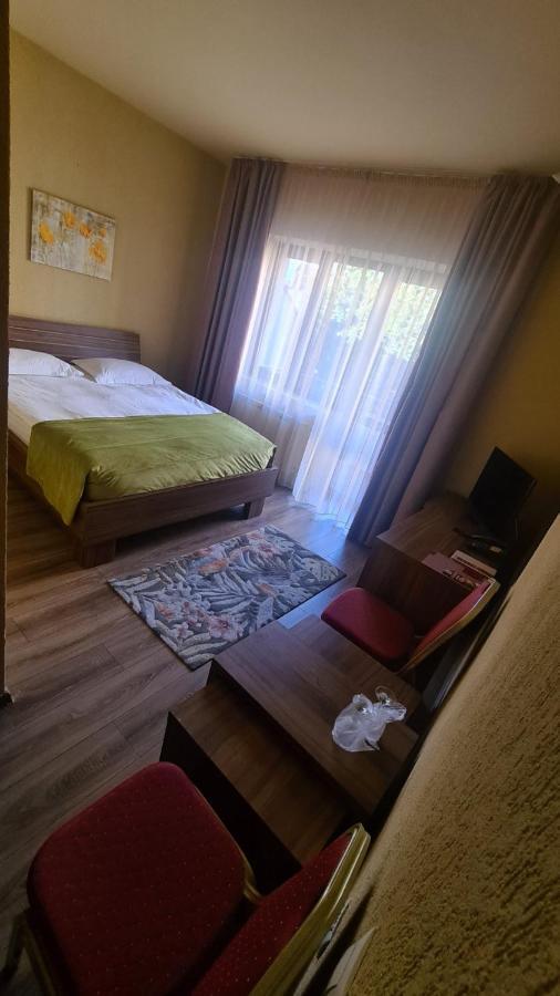 Hotel Gema Braszów Zewnętrze zdjęcie