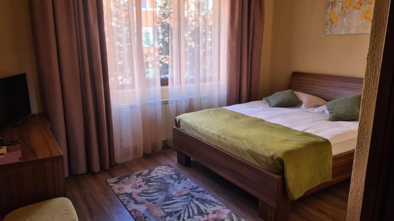 Hotel Gema Braszów Zewnętrze zdjęcie