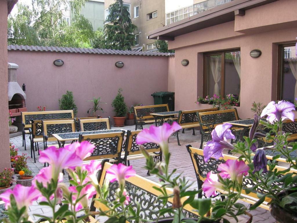Hotel Gema Braszów Zewnętrze zdjęcie