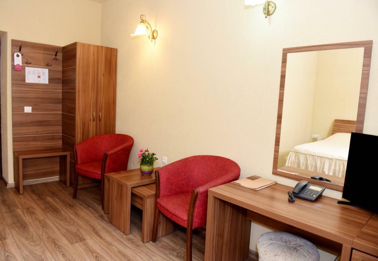 Hotel Gema Braszów Zewnętrze zdjęcie